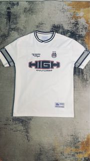 (Category: ) located in . Submitted by danialthrifting (Listing ID 1379182726, Image 1). Description: .