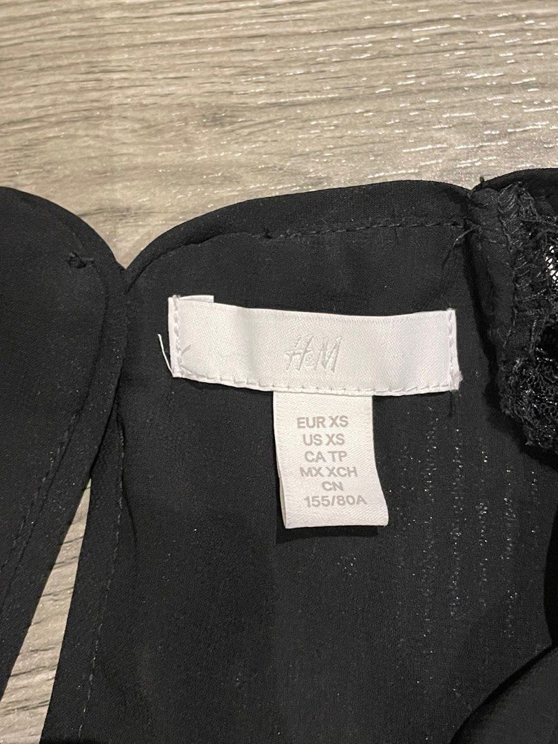 H&M Blouses (Category: Blouses) located in Quezon City. Submitted by thyca (Listing ID 1379245017, Image 2). Description: Selling for P200 each Size Eur XS and Eur 32 Both in perfect condition .