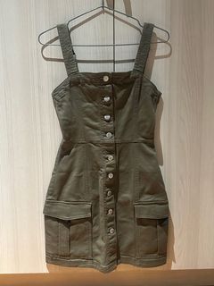 (Category: ) located in . Submitted by decluttter.mnl (Listing ID 1379282530, Image 1). Description: .