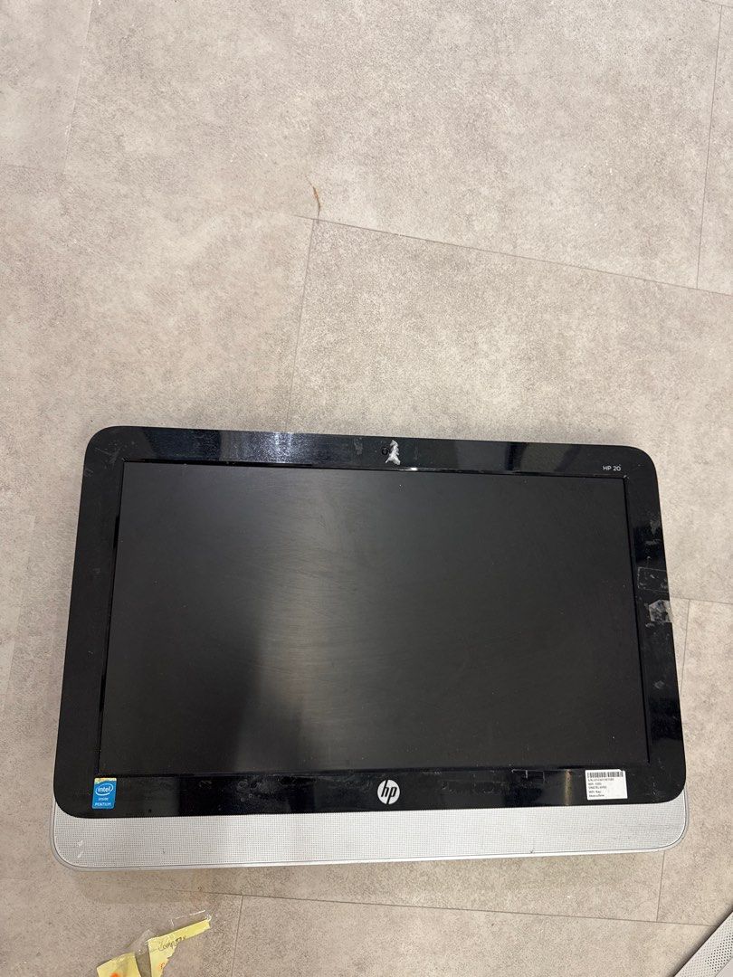 HP 20 All-in-One PC - Model 20-2110d63222780553473111
