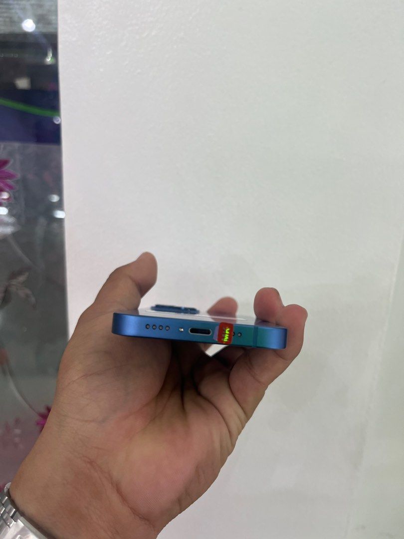 IPHONE 13 MINI 512GB 100BH OPENLINE NO ISSUE (Category: iPhone 13 Series) located in Manila. Submitted by mrkim_gadget (Listing ID 1379229260, Image 2). Description: Onhand| IPHONE 13 MINI •512GB •Openline •99% Smooth •Never been Repaired •No Hidden Issues •Can Reset Anytime •Test to Sawa •NOT Refurb •Unli 3utools INCLUSION CLEAR CASE CHARGER TEMPERD •Mode of payment •Cash •Gcash •Bank Transfer INSTALLMENT AVAILABLE SPAY LATER GGIVES CREDIT CARD 
