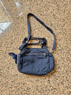 (Category: ) located in . Submitted by chongshaohong (Listing ID 1379167874, Image 1). Description: .