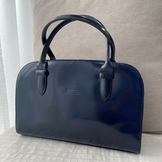 由 Marina_secondhand (刊登 ID 1379292446，圖片 1) 提交，位於 的 (類別：)，說明：。