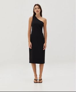 (Category: ) located in . Submitted by clearmyapparels (Listing ID 1379134954, Image 1). Description: .