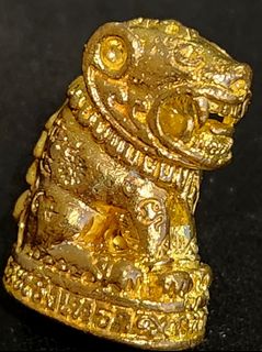 (Category: ) located in . Submitted by thai.vintage.amulet (Listing ID 1379297783, Image 1). Description: .