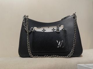 （分類：）位於 。 由 made_in 提交（商品編號 1379321676，圖片 1）。簡介： 。