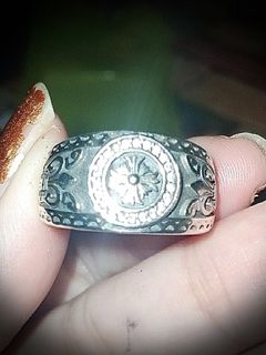 (Category: ) located in . Submitted by vellesboutiqueandmore (Listing ID 1174502040, Image 1). Description: .
