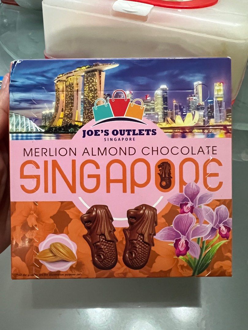Merlion Almond Chocolate (Category: Other Food & Drinks) located in Quezon City. Submitted by atozmarketing (Listing ID 1379259948, Image 1). Description: .
