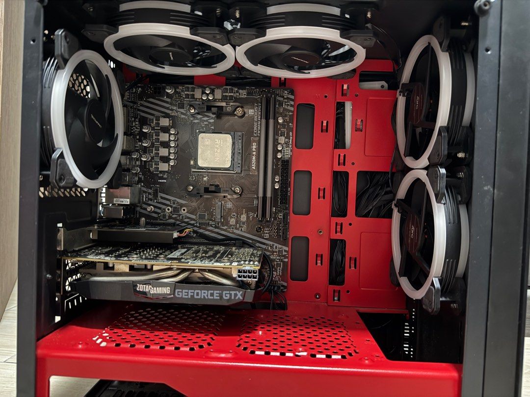 Entry-level Budget custom gaming pc (Category: Desktops) located in Singapore. Submitted by eejohiv (Listing ID 1378521975, Image 2). Description: Hey gamers! Looking for a budget-friendly gaming PC? I’ve got a build that can run games at 1080p on low to mid settings, all for under $500! It’s cable-managed at the back, so you can just plug and play. It’s missing a power supply, storage, and CPU fan & operating system but that gives you the opport