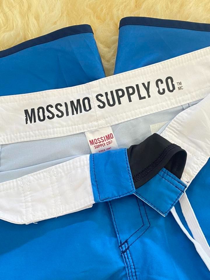 Mossimo Supply Co. Shorts (Category: Shorts) located in Baguio. Submitted by asna_taku (Listing ID 1379206777, Image 3). Description: Mossim0 Supply Co. 34-35 ₱580.