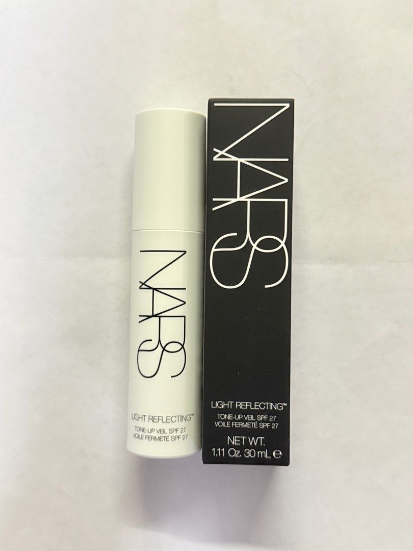 由 yykkll_ll (刊登 ID 1379193836，圖片 1) 提交，位於 台北市 (Taipei) 的 Nars 裸光亮顏妝前凝乳 (類別：化妝品)，說明：有效日期至2027/02/20。