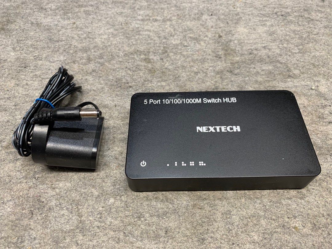Nextech 5 Ports 10/100/1000M Switch Hub (Category: Networking) located in Paranaque City. Submitted by seb_trading (Listing ID 1379169239, Image 1). Description: good condition 5port switch hub working condition with power adaptor mini size 220volts last price Paranaque area.