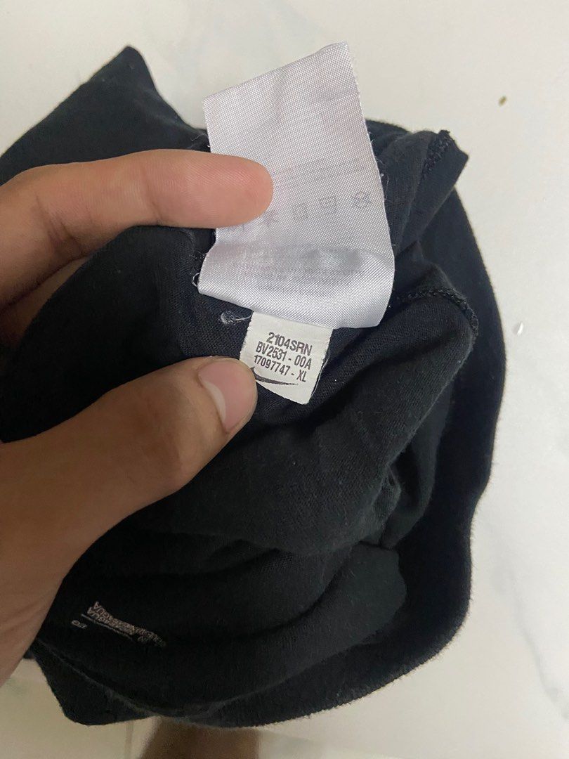 Nike black (Category: Tshirts & Polo Shirts ) located in Manila. Submitted by acethriftstop (Listing ID 1379247626, Image 3). Description: dimes: 19 x 26 Best fit small color rate: 9/10 no issue no crackprints pm!!.