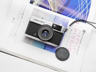 動作確認済】 Olympus Trip 35 F0627-215-1-7v p（Olympus trip 35  