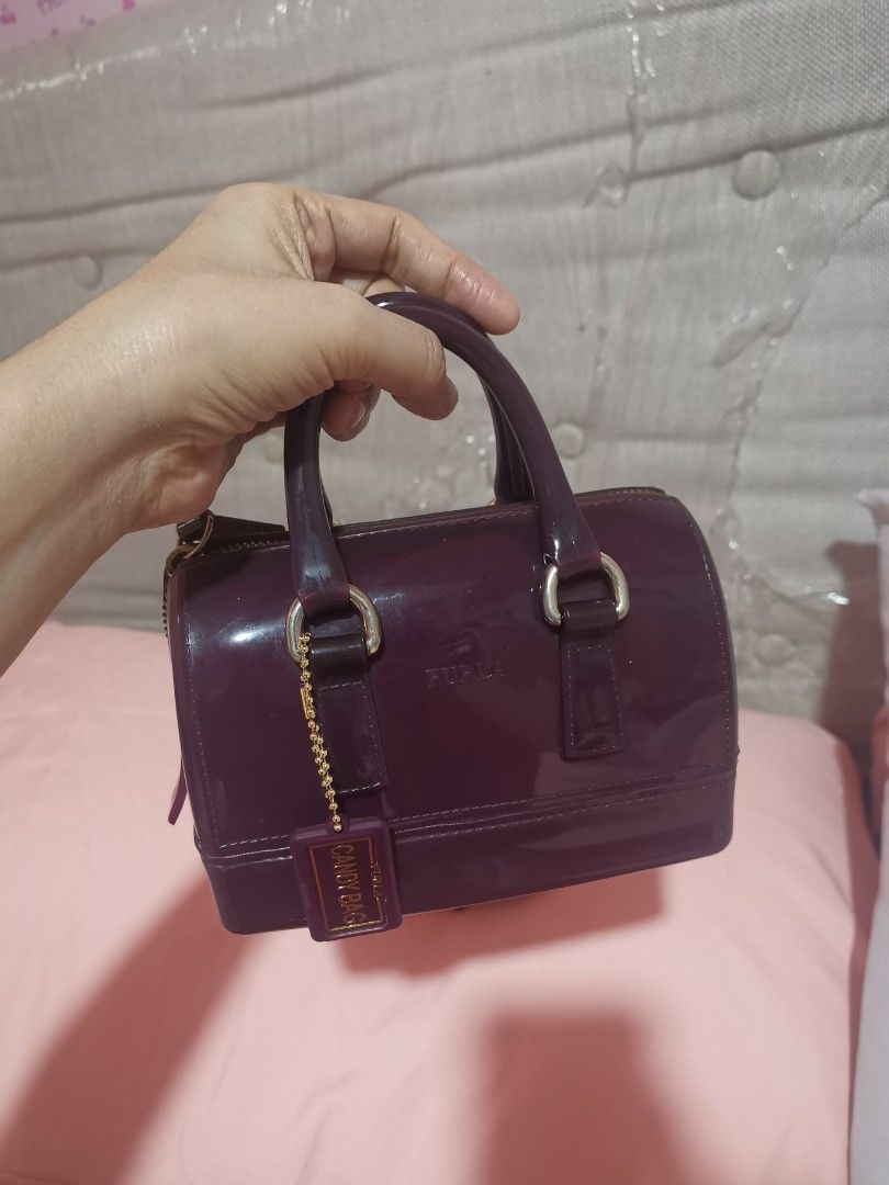 Original furla jelly 2way (Category: Luxury Bags & Wallets) located in Manila. Submitted by gold29 (Listing ID 1379270516, Image 3). Description: gd as new.