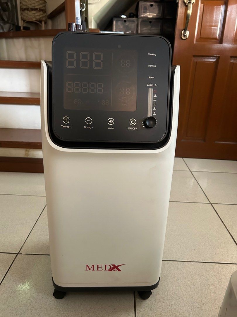 Oxygen Concentrator (Category: Medical Supplies & Tools) located in Cainta. Submitted by klach (Listing ID 1379141290, Image 1). Description: Oxygen Concentrator First Owner Heavy duty up to 8hrs 5 liters No issues 🛵📦 Lalamove ☑️ Shipping to be shouldered by buyer 📍Location: Cainta, Rizal .