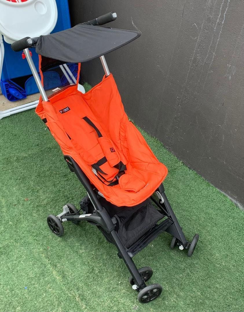 Pockit stroller (Category: Strollers) located in Pasir Gudang. Submitted by myzayza (Listing ID 1379128921, Image 1). Description: Stroller compact Pockit stroller Colour oren Rm380 Details boleh wasap 0192619109.