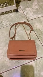 (Kategori: ) berada di . Dikirim oleh yastagnia97914 (ID iklan 1379261455, Gambar 1). Deskripsi: .