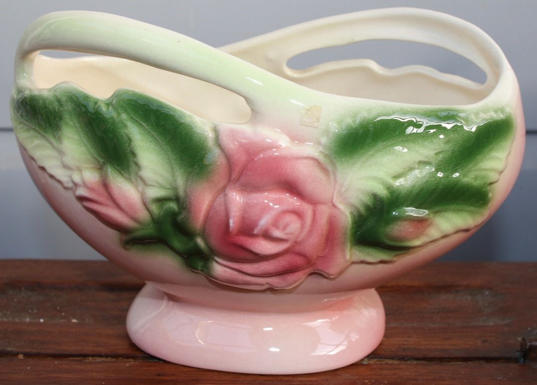 Preloved Vintage Pates Australian Pottery Vase (Category: Home Decor) located in Burnie. Submitted by tasmanianbeauties (Listing ID 1379237106, Image 3). Description: Preloved Vintage Pates Australian Pottery Vase Visit my website, www.tasmanianbeauties.com.au, for this and other great vases! Paypal and credit card facilities are available. Australian pottery floral vase made by Pates Pottery, Sydney. The vase is in great condition, with bright c