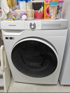 (Category: ) located in . Submitted by zihhh (Listing ID 1379261135, Image 1). Description: .