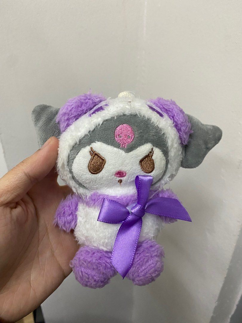 Sanrio Kuromi and Melody charm (Category: Character Goods) located in Caloocan City. Submitted by chikatpat (Listing ID 1379233276, Image 2). Description: bilin niyo na po ;).