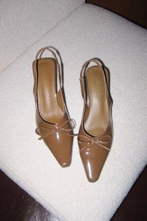 (Category: ) located in . Submitted by clothesandsuch (Listing ID 1379128038, Image 1). Description: .