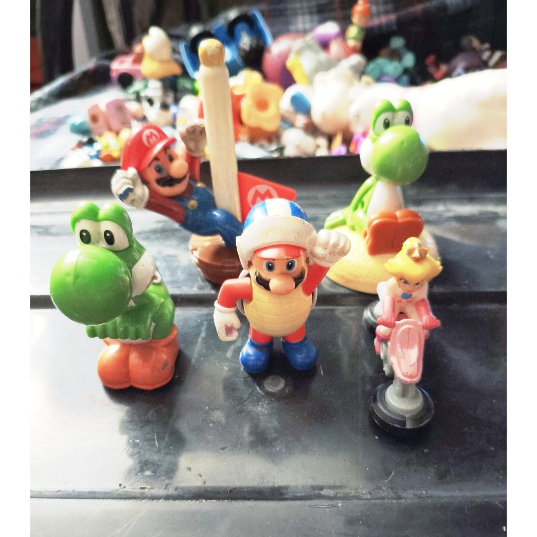 Set Super Mario Happy Meal mcdo toy (Category: Character Goods) located in Pasig City. Submitted by ilovebarbie87 (Listing ID 1379319490, Image 1). Description: .
