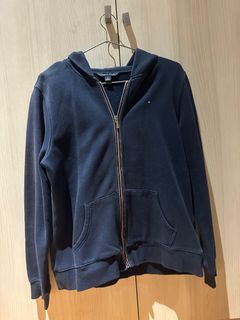 (Category: ) located in . Submitted by decluttter.mnl (Listing ID 1379267240, Image 1). Description: .
