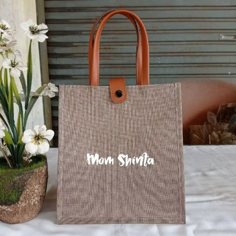 Tote bag /customised bag /customised tote bag / tote book bag / canvas bag /Customized canvas bag / beach bag / jute bag / customized jute bag /customized gift/large tote bag /personalized bag/customised name bag /bridesmaid bag (Category: Tote Bags) located in Singapore. Submitted by sansan_ (Listing ID 1379221082, Image 1). Description: - made by order 1-2 weeks - minimum 6pcs each $10 - 1x process minimum 2 pcs each $ 12.50 - size 20 x 15 x 22