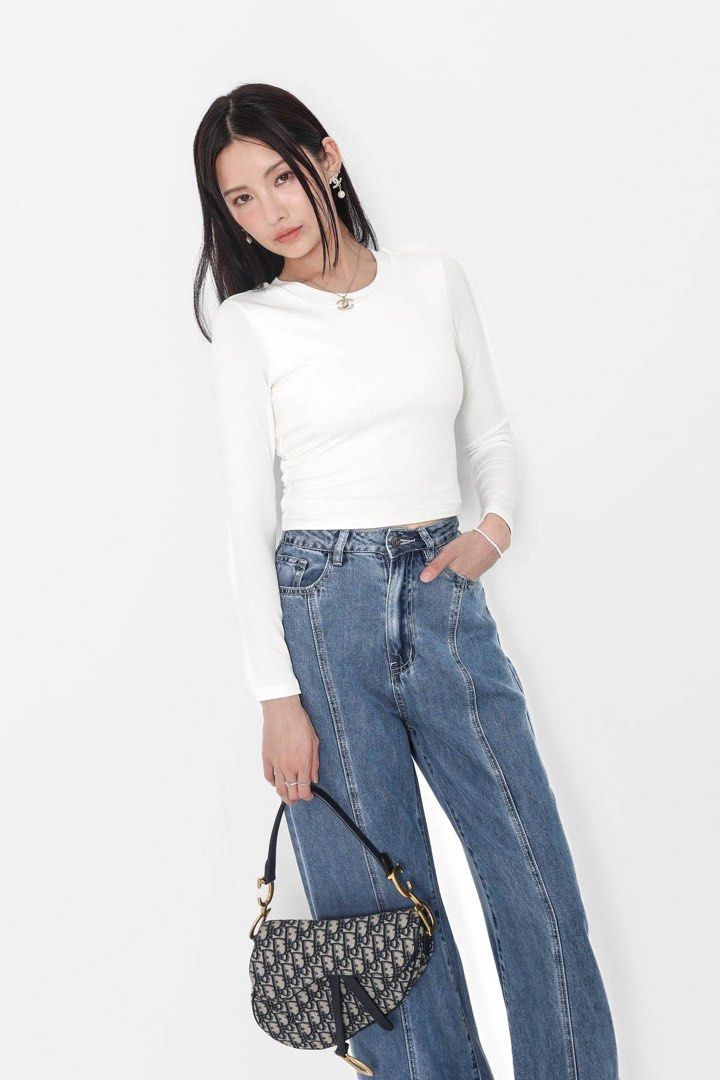 *TPZ* DISTINCT FRONT PANEL TENCEL JEANS (PETITE) IN MID WASH (Category: Jeans & Leggings) located in Singapore. Submitted by ryubyul (Listing ID 1379249003, Image 1). Description: SELLING *TPZ* DISTINCT FRONT PANEL TENCEL JEANS (PETITE) IN MID WASH -> washed once only -> bag and tag included Size 2XL/XXL $30 with tracked mail meetups @ outram / downtown.