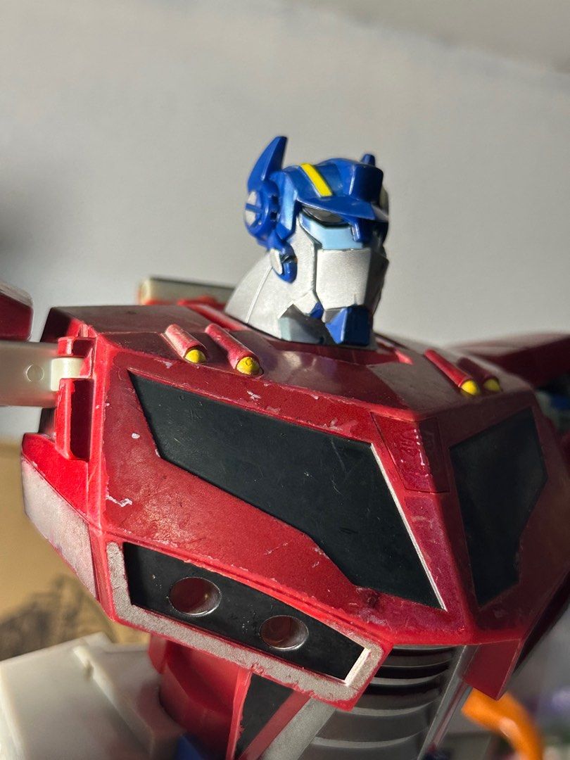 Transformers Animated ROLL OUT COMMAND OPTIMUS PRIME (Category: Action & Battle Toys) located in Cuyapo. Submitted by blacksheepshop (Listing ID 1379247833, Image 3). Description: .