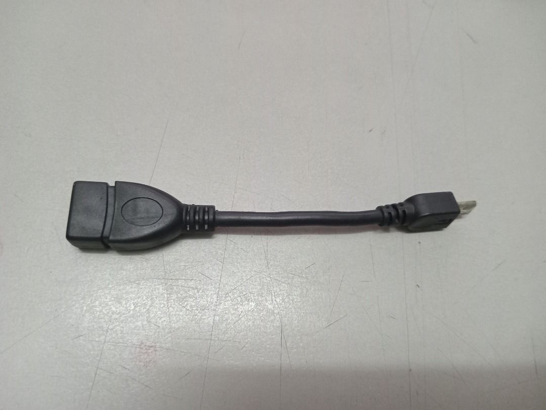 USB Cable (Category: Chargers & Cables) located in Puchong. Submitted by chanyeehon (Listing ID 1379217620, Image 3). Description: Various type, each at RM 1 only Samsung, Motorola, Sony Ericson etc ➽➽➽➽➽➽➽➽➽➽ Purchase above RM40, get 20% off Purchase above RM30, get 10% off 1️⃣ To view actual condition, we may meet up FREE @ Bandar Puteri Puchong or Taman Saujana Puchong, or pay RM12 for area within Klang Valley. 要查看实际产品情况，我们可以在 @ Bandar Puteri 