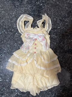 (Category: ) located in . Submitted by loveleeshop_ (Listing ID 1379277661, Image 1). Description: .