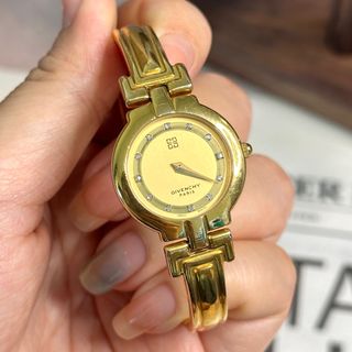 (Category: ) located in . Submitted by retro.chics (Listing ID 1379225829, Image 1). Description: .