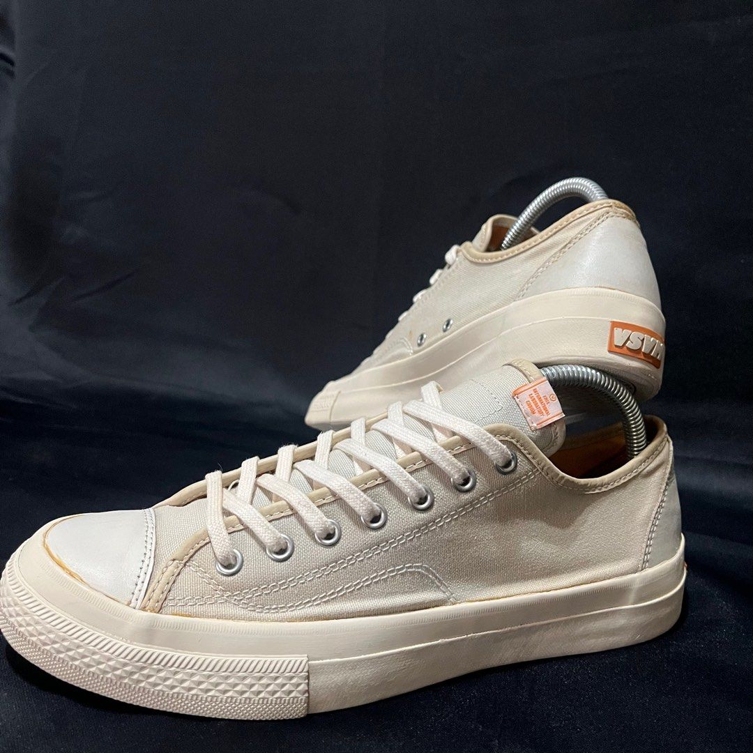Visvim 2010 Spring/Summer Collection SKAGWAY Canvas (Category: Sneakers) located in Dinalupihan. Submitted by hell.thrift (Listing ID 1379169556, Image 2). Description: visvim 2010 Spring/Summer Collection SKAGWAY Canvas Size:8 Sign of usage no tear no scratch need cleans Another minimalistic footwear offering from visvim surfaces in the form of the SKAGWAY canvas. Featuring a basic monotone upper, the shoe’s profile follows some well-known silho