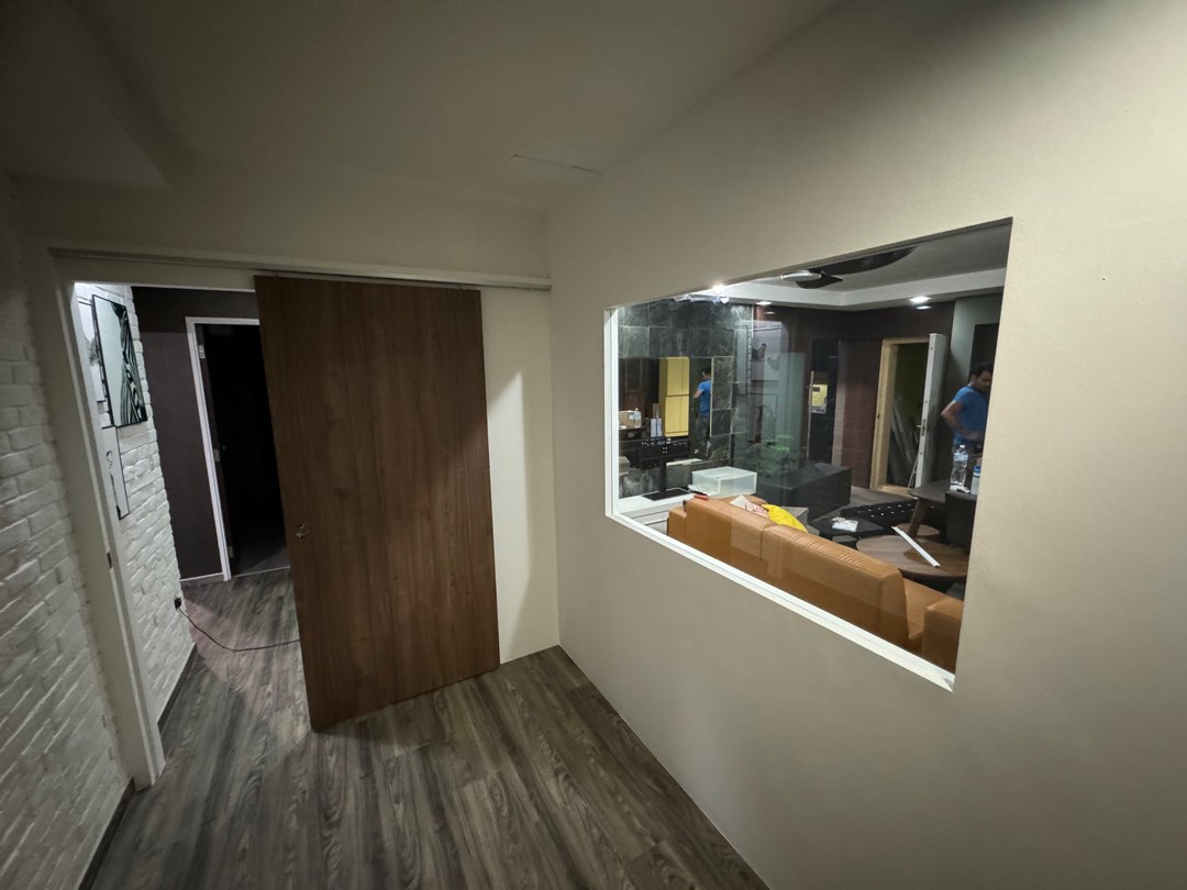 (Category: ) located in . Submitted by handyrenovator (Listing ID 1379136908, Image 1). Description: .