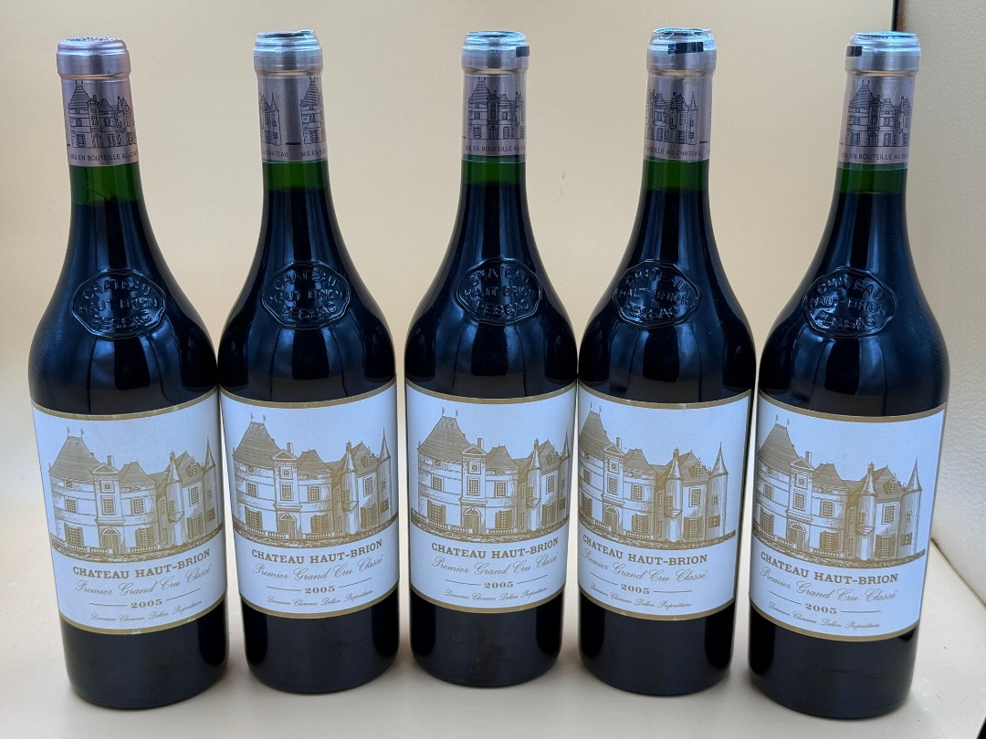 【0137-0141】侯伯王 Haut-Brion 2005｜100分滿分五支｜完美全品相｜典藏價 $4,500/支, 嘢食 & 嘢飲, 酒精 ...