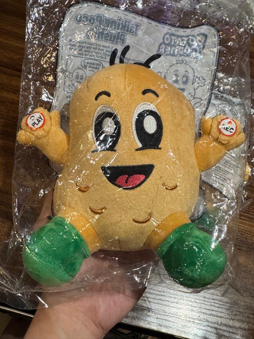 [100% Original] Potato Corner Talking Poco Plushie “Poco Talking Stuffed toy” (Category: Plushies & Soft Toys) located in Makati City. Submitted by freebster (Listing ID 1379516053, Image 2). Description: Php 400 : Plush Only (1st Edition) Php 500 : Talking Plush (2nd Edition).