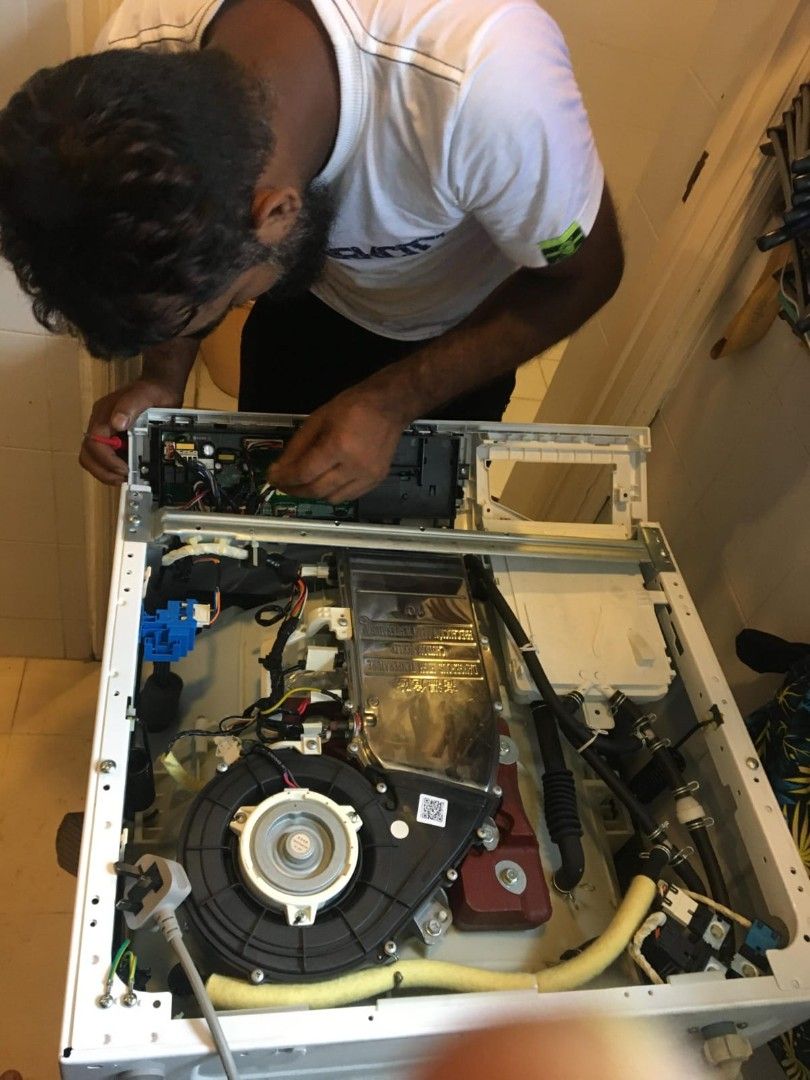 "24/7 "Washing Machine Repair,& Cleaning and Services. What's app..+65-84608380 (Category: Handyman and Drilling Services) located in Singapore. Submitted by homerepair60499 (Listing ID 1377629325, Image 1). Description: 1).. "washing machine repair & cc cleaning Services 2).. Dishwasher repair 3)..Tv install . Install your Tv by Expert. 4)..Air-con services and install.. 5..Electrical services. 6.. painting work . 7.. Plumbing services. 8.. show