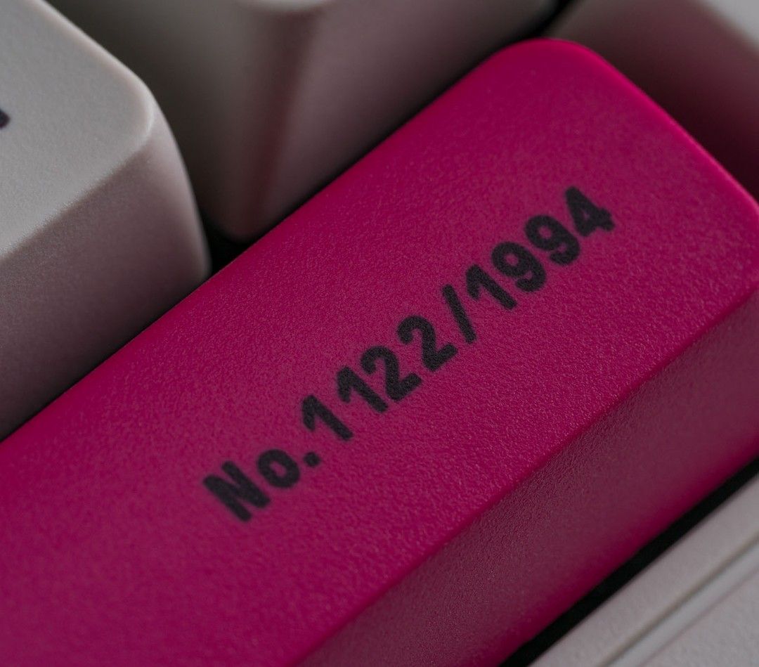 8BitDo Retro Keyboard - Saturn 🪐 30th Anniversary Limited Edition ...