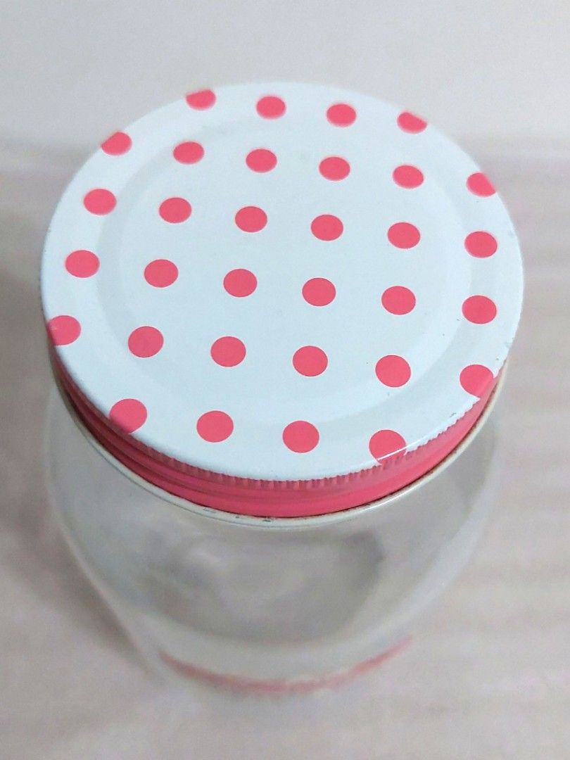 由 happybuyeveryday (刊登 ID 1379493290，圖片 2) 提交，位於 台中市 (Taichung) 的 日本製☆玻璃罐/萬用收納儲物☆約900ml (類別：居家改善及收納用品)，說明：日本製☆玻璃罐/萬用收納儲物 ☆約900ml ▪︎尺寸約高18寬7cm 詳細介紹請看圖片 喜歡可直接下單 需要併單歡迎聊聊。