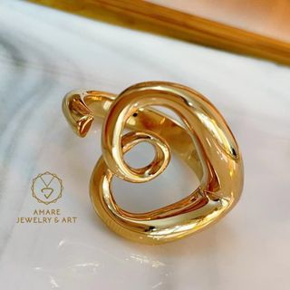 Exquisite new arrival đ! 18K Gold Ring Size around 19.50mm, price 2950HKD Stylish and sweet 18K gold open ring! Three-dimensional with textured lines! Surface diameter approximately 19.50mm, super affordable at only 2950HKD (In stock up to Hong Kong size 16, other sizes available for customization đ)64211993868931110
