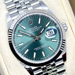 (Category: ) located in . Submitted by 7watches_sg (Listing ID 1379470279, Image 1). Description: .