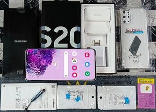 由 phoneshop (刊登 ID 1379353109，圖片 1) 提交，位於 的 (類別：)，說明：。