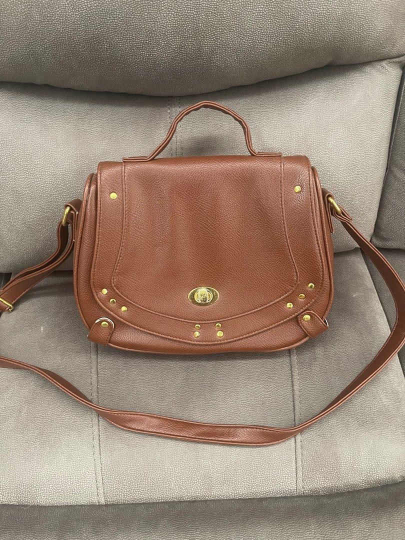 Abby Jocson Bag (Category: Shoulder Bags) located in Quezon City. Submitted by bebotislate (Listing ID 1379364582, Image 1). Description: RFS: Too many bags. Like new. Price is negotiable. Area is in New Manila, Quezon City.