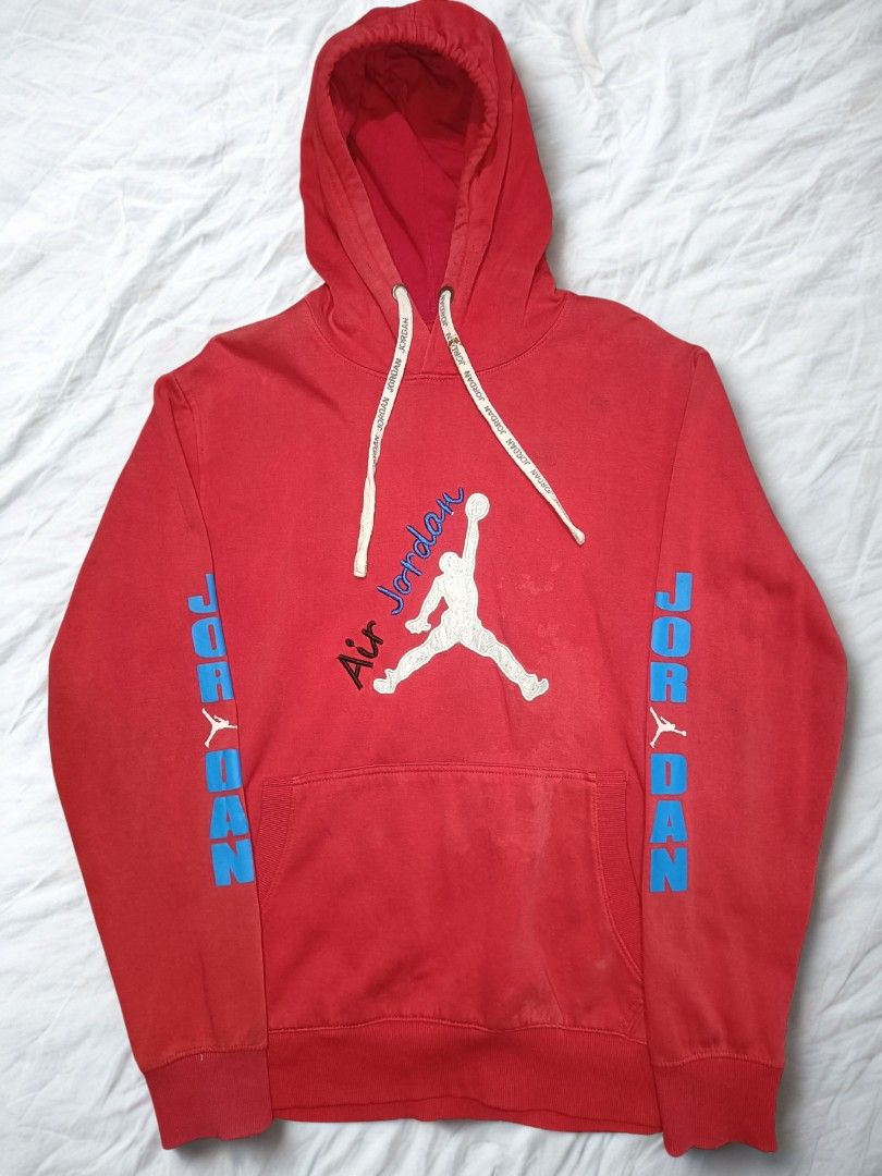 Air jordan hoodie (Category: Coats, Jackets and Outerwear) located in Taguig. Submitted by just.thrifting (Listing ID 1379450056, Image 1). Description: W21xL26 verygood condition color rate 9/10 issue may kalawang yung lace at small tears sa harap na hindi naman halata🥶 150+sf,taguig loc. DM SA INTERESADO!🫡.