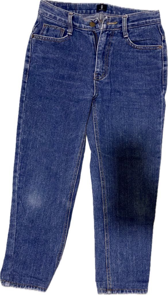 Ankle Length High Rise Jeans (size 25) (Category: Jeans) located in Calamba. Submitted by maimaimai11 (Listing ID 1379490084, Image 2). Description: two ankle length high rise jeans for only P300.00! light blue - never used just washed blue jeans - well used Last price posted already! shipping c/o buyer lalamove or j&t express Loc. Calamba, Laguna.