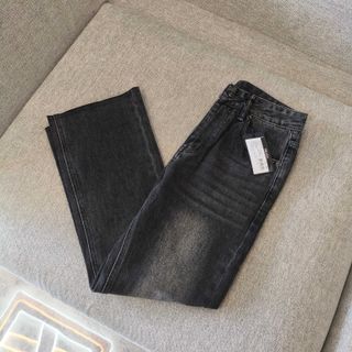 (Category: ) located in . Submitted by luxurycloset.shop (Listing ID 1379425326, Image 1). Description: .