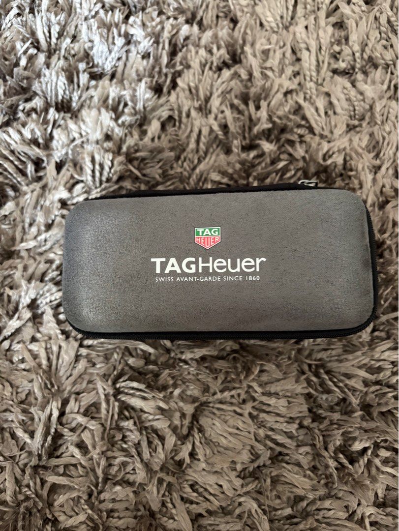 Authentic Tag Watch Case (Category: Luxury Watches) located in Taytay. Submitted by ph_curated_closet (Listing ID 1379510312, Image 1). Description: Price/item I have 2 available .