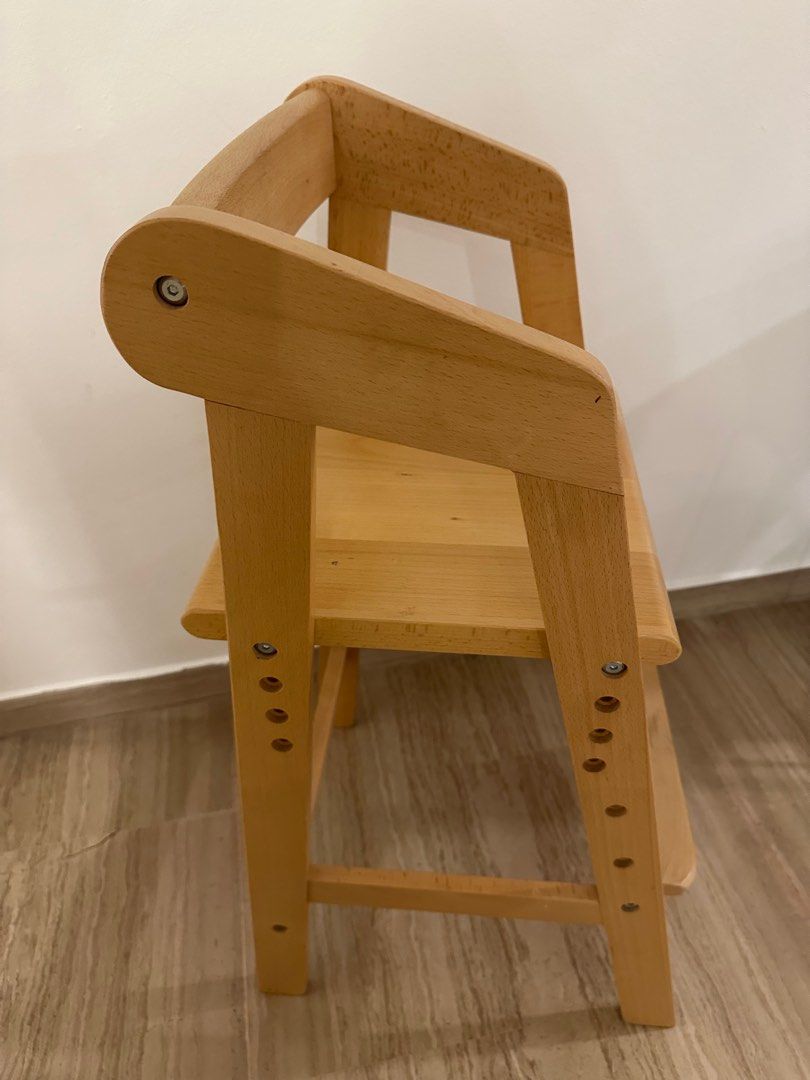 Adjustable like Stokke Baby Kids Adjustable Chair (Category: Kids' Tables & Chairs) located in Singapore. Submitted by behindthatmask (Listing ID 1379455413, Image 1). Description: Adjustable baby seat, good for 2.5-6 yrs old .